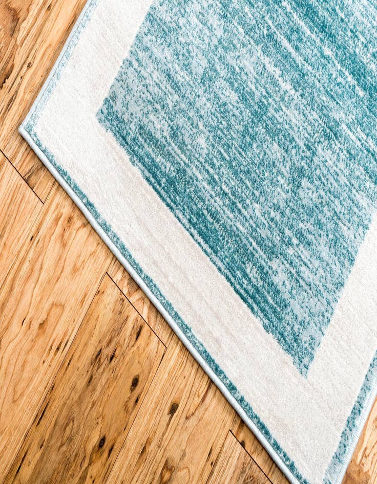 Detail image of Jill Zarin 2' 7 x 8' Uptown Yorkville Runner Rug