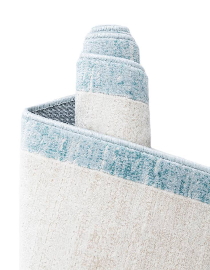 Detail image of Jill Zarin 2' 7 x 8' Uptown Yorkville Runner Rug