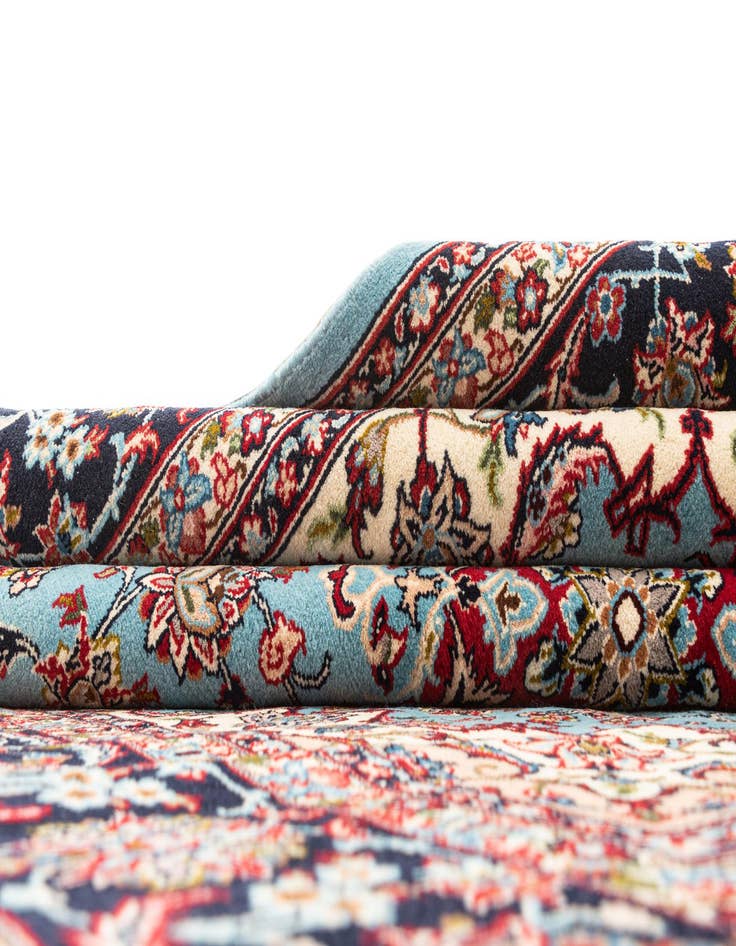 Detail image of  6' 6 x 6' 8 Ghom Wool Square Rug