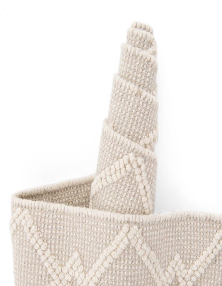 Detail image of  7' 10 x 10'  Hand Knotted Jill Zarin Dorset Rug