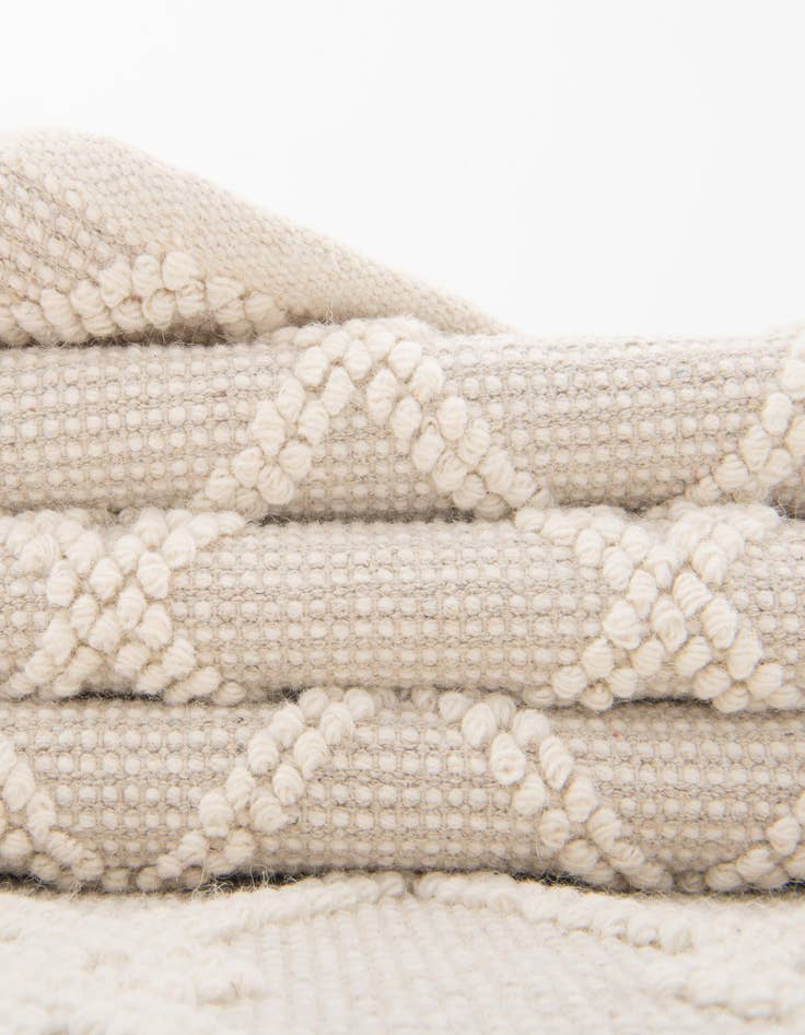 Detail image of  7' 10 x 10'  Hand Knotted Jill Zarin Dorset Rug