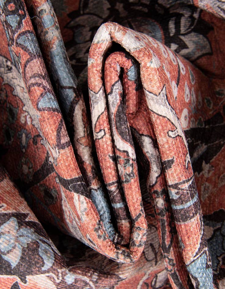 Detail image of  2' x 5' 1 Timeless Runner Rug