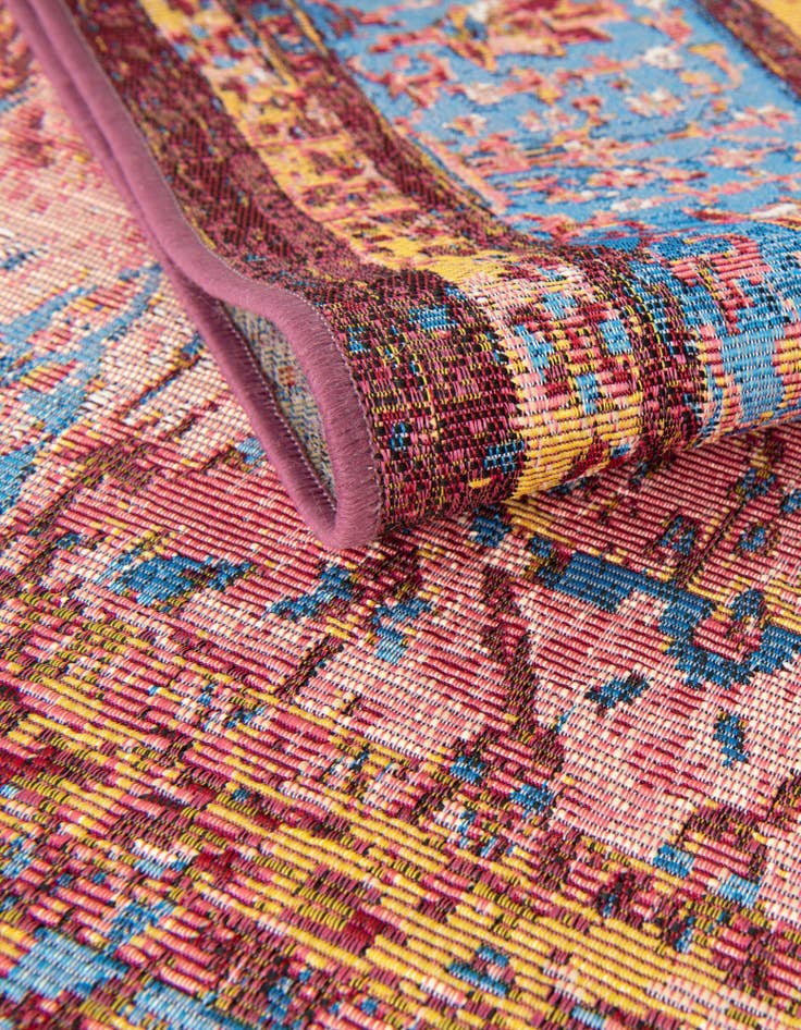 Detail image of  10' x 10'  Washable Traditional Indoor / Outdoor Square Rug