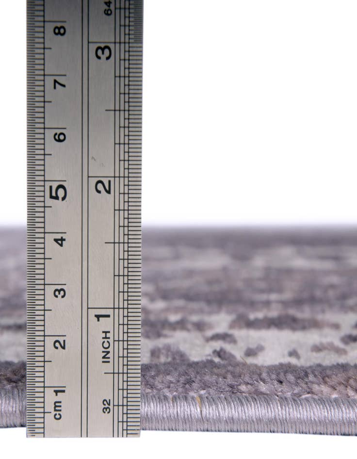 Detail image of  4' x 6' Derbyshire Oval Rug