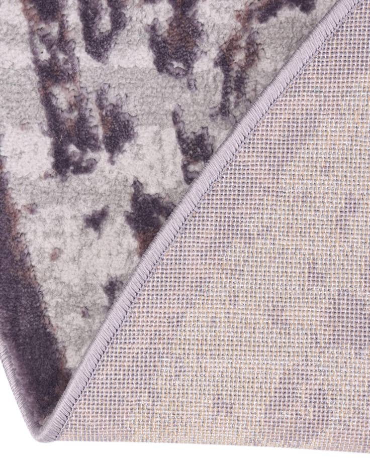 Detail image of  4' x 6' Derbyshire Oval Rug