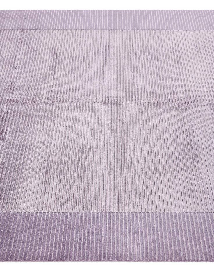 Detail image of  5' 6 x 8' Darya Rug