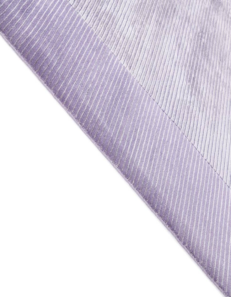 Detail image of  5' 7 x 7' 10 Darya Rug