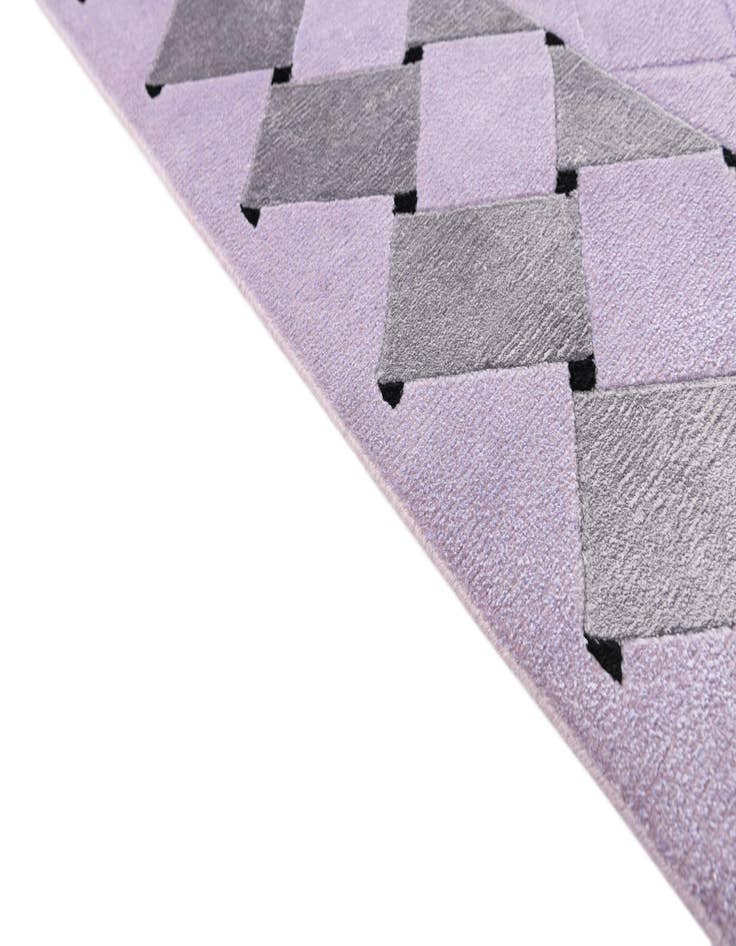 Detail image of  5' 5 x 7' 9  Hand Knotted Darya Wool Rug