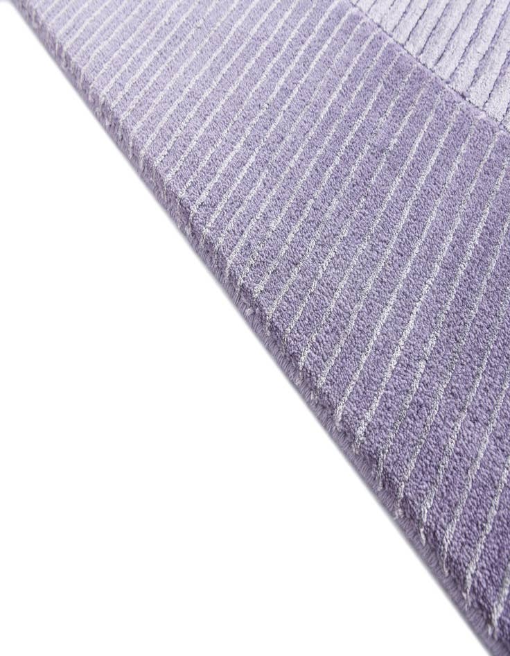 Detail image of  5' 7 x 7' 10 Darya Rug