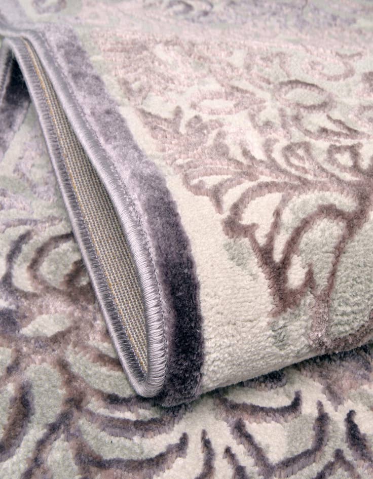 Detail image of  5' x 8' Derbyshire Rug