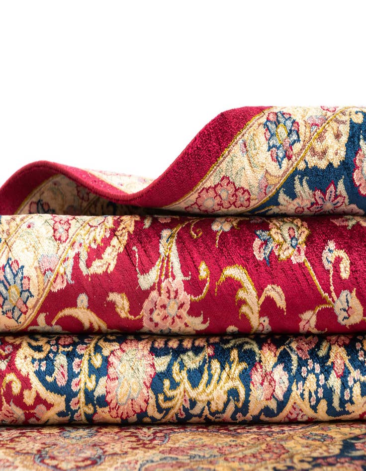 Detail image of  3' 3 x 4' 11 Ghom Silk Rug