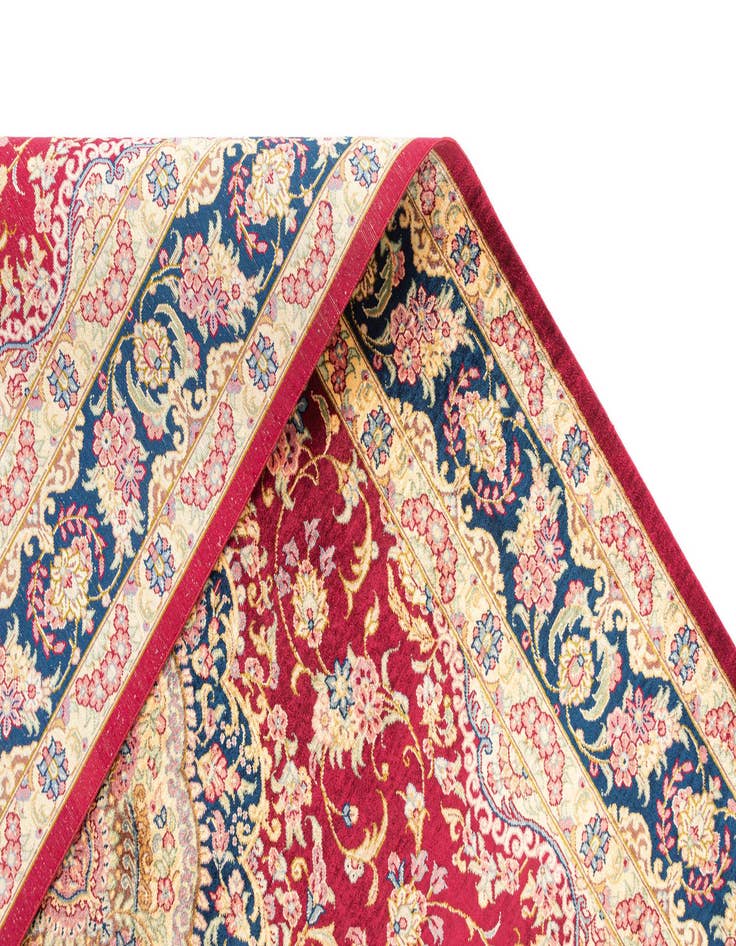 Detail image of  3' 3 x 4' 11 Ghom Silk Rug