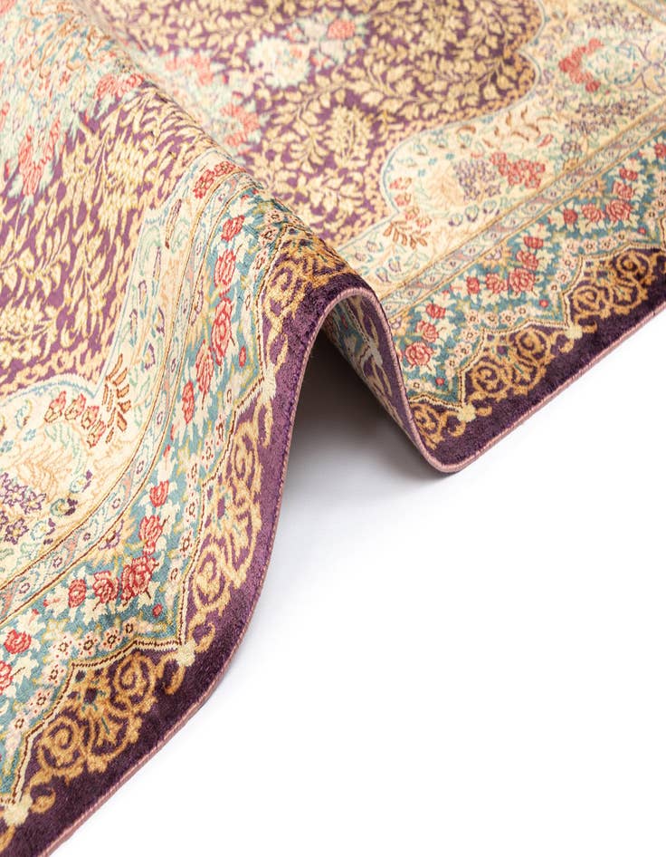 Detail image of  2' 7 x 3' 11 Ghom Silk Rug