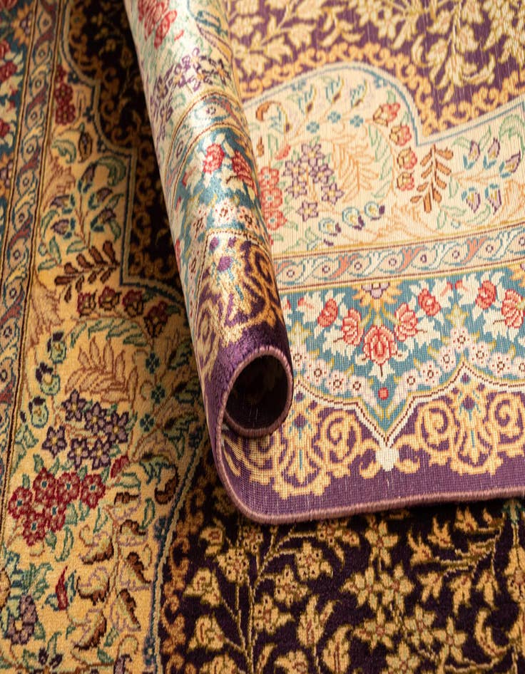 Detail image of  2' 7 x 3' 11 Ghom Silk Rug