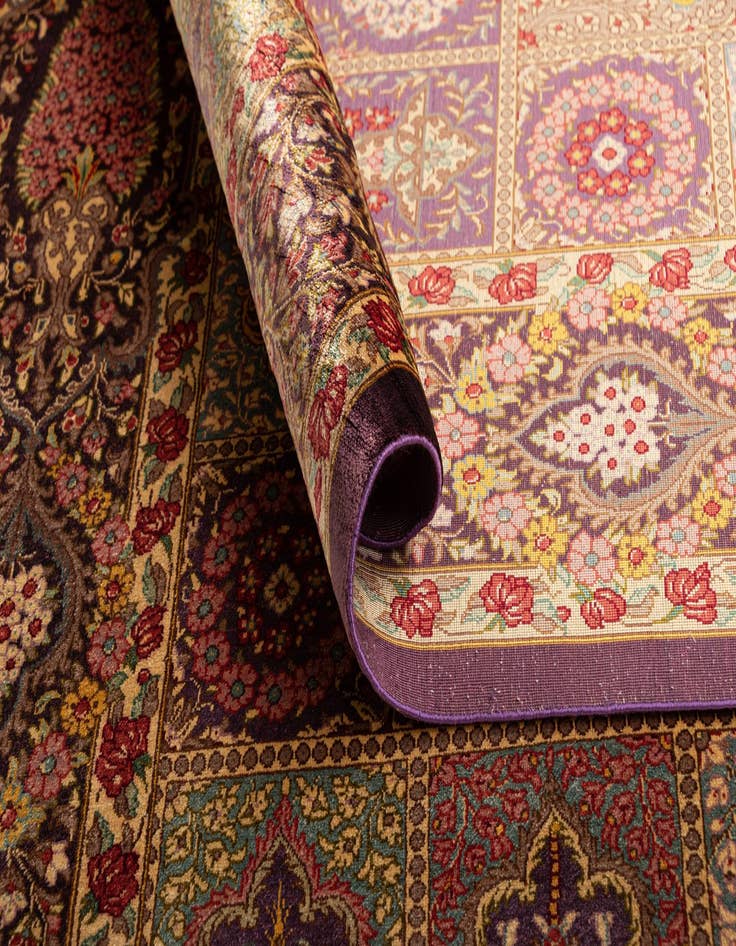 Detail image of  3' 3 x 4' 11 Ghom Silk Rug