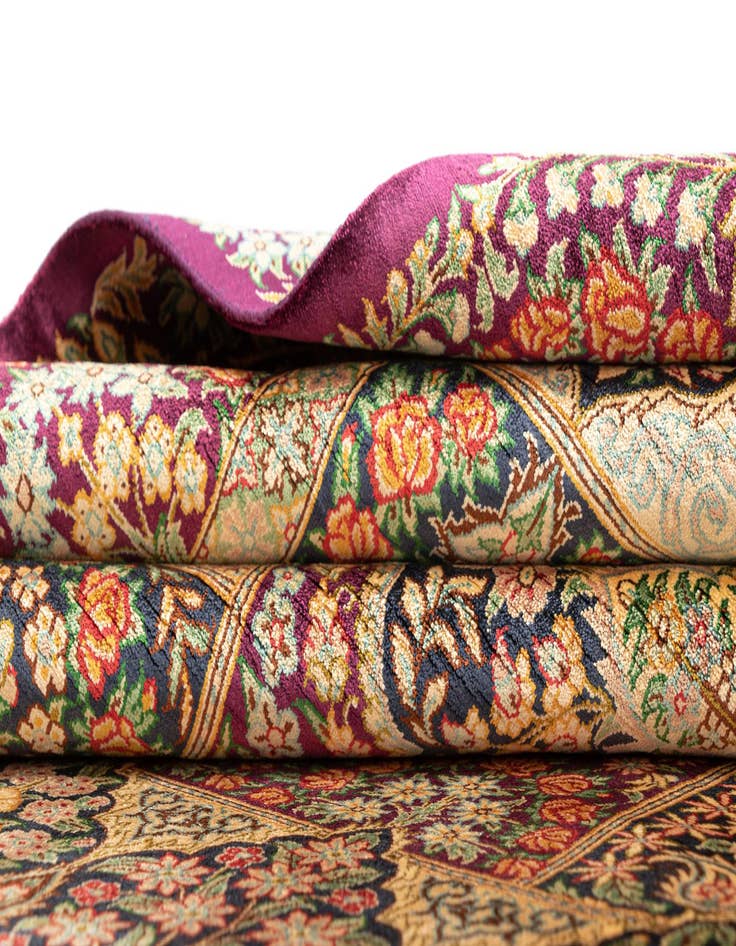 Detail image of  3' 5 x 5' Ghom Silk Rug