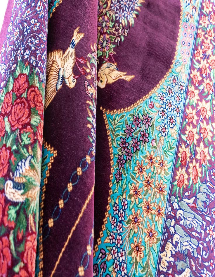 Detail image of  3' 3 x 4' 10 Ghom Silk Rug
