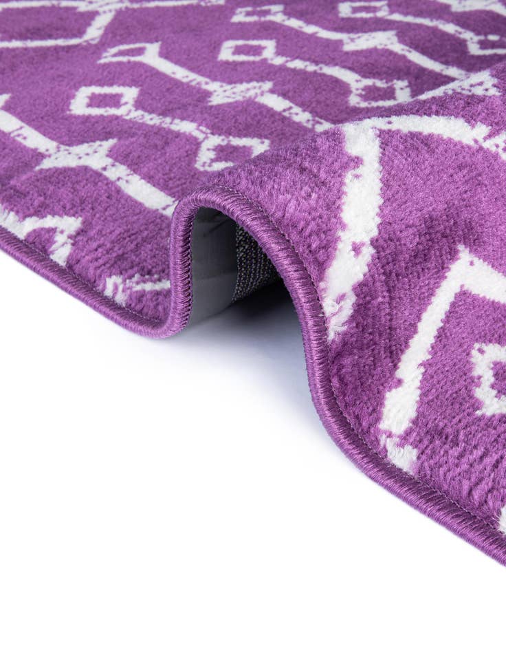 Detail image of  7' 10 x 11' Kasbah Trellis Rug