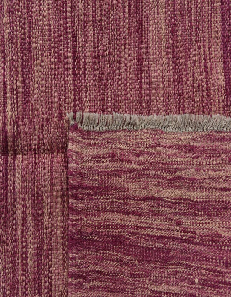 Detail image of  5' 5 x 7' 8  Hand Woven Kilim Modern Wool Rug