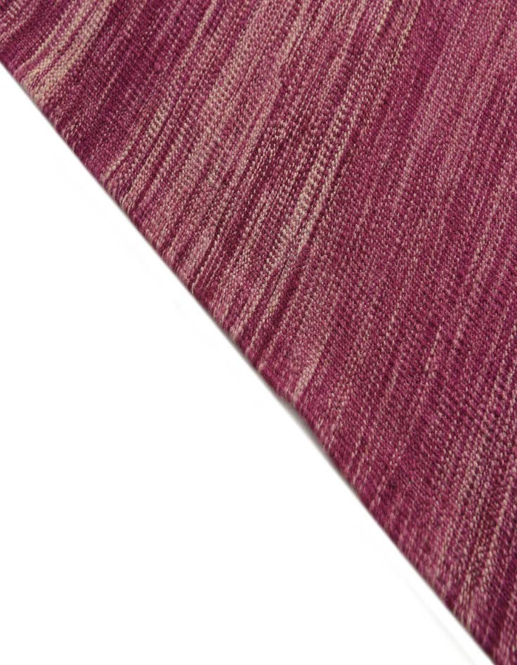 Detail image of  5' 1 x 6' 7  Hand Woven Kilim Modern Wool Rug