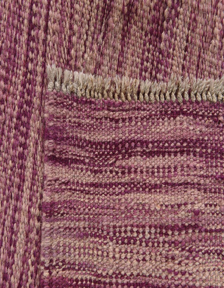 Detail image of  3' 11 x 5' 8  Hand Woven Kilim Modern Wool Rug