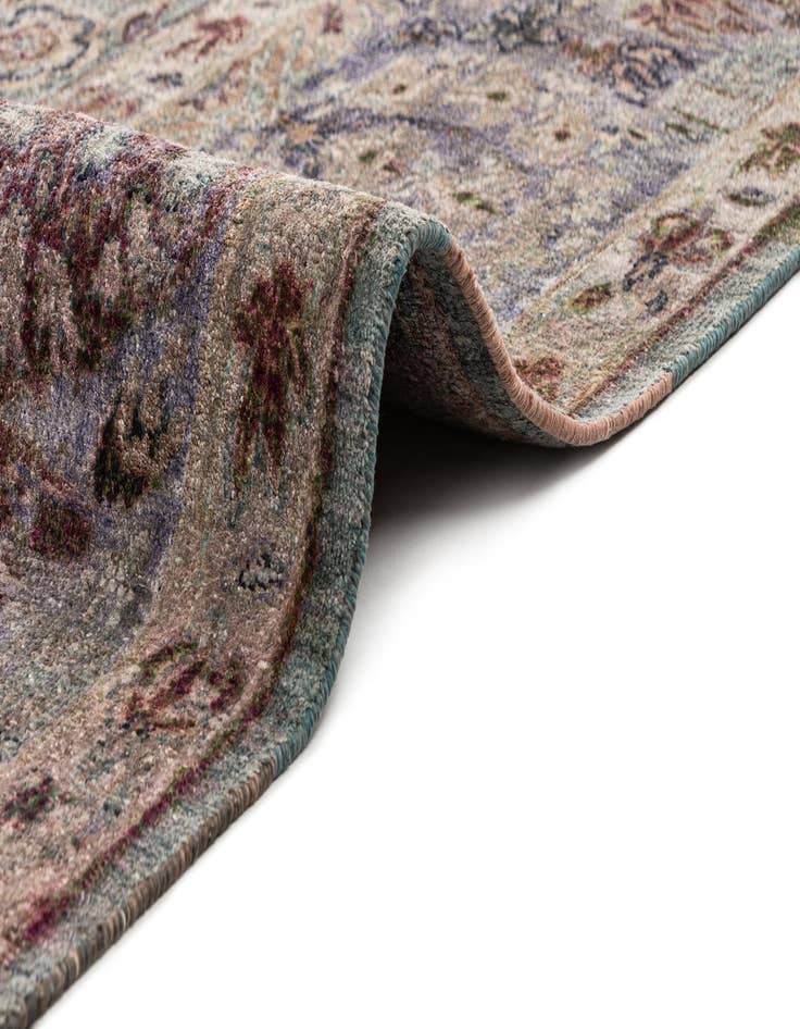 Detail image of  15' 6 x 19' 10 Kundan Rug