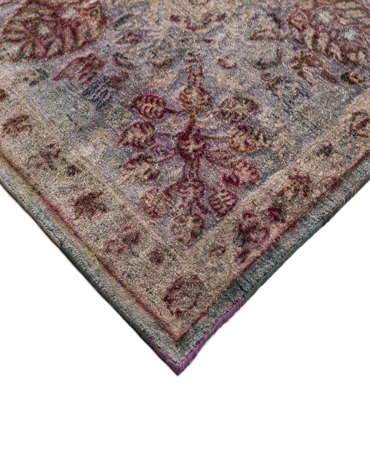 Detail image of  15' 6 x 19' 10 Kundan Rug