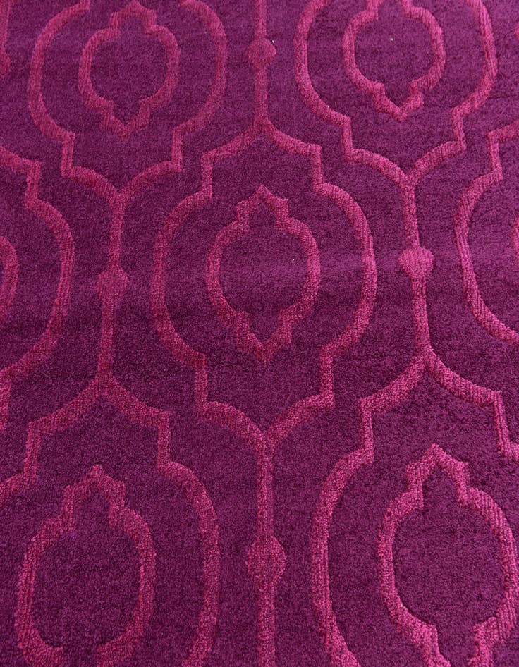 Detail image of  8' x 10' Lattice Frieze Rug