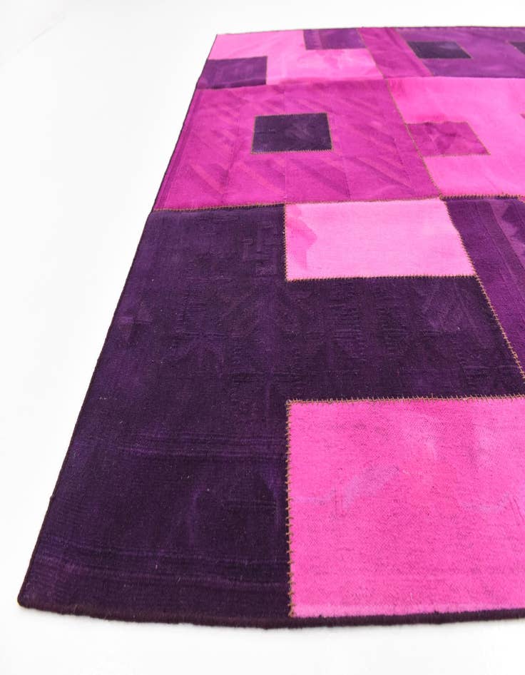 Detail image of  7' 4 x 10'  Hand Woven Patchwork Wool Rug