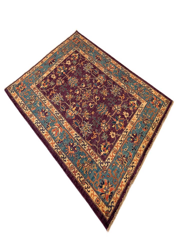 Detail image of  4' 11 x 6' 4 Sara Wool Rug