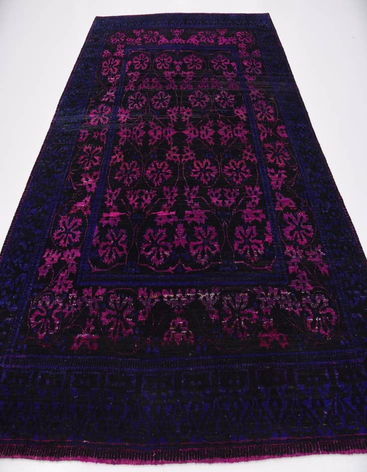 Detail image of  7' 7 x 9' 6  Hand Knotted Sari Rug