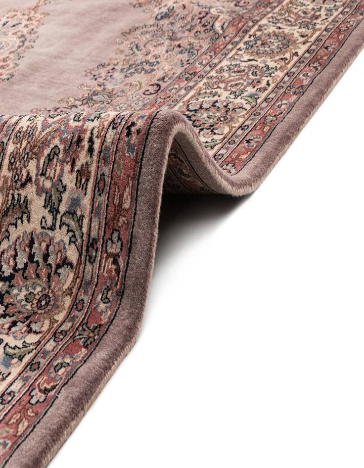 Detail image of  7' 10 x 10' 10  Hand Knotted Sarough Wool Rug