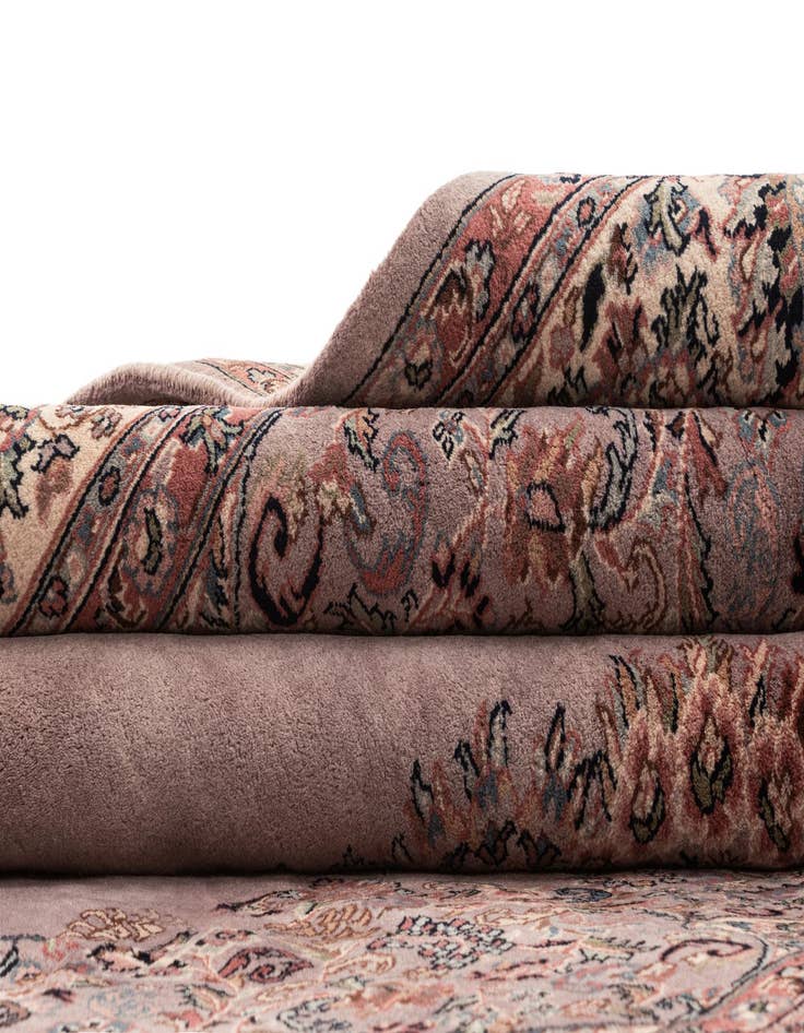 Detail image of  7' 10 x 10' 10  Hand Knotted Sarough Wool Rug