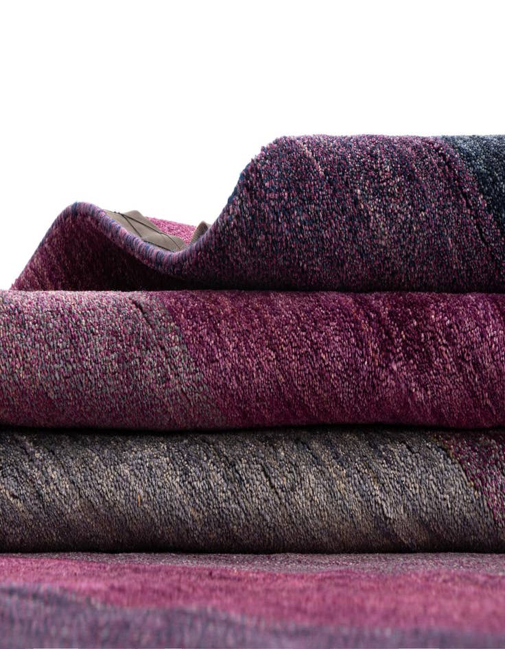 Detail image of  6' 4 x 9' 8 Tabiibaft Wool Rug