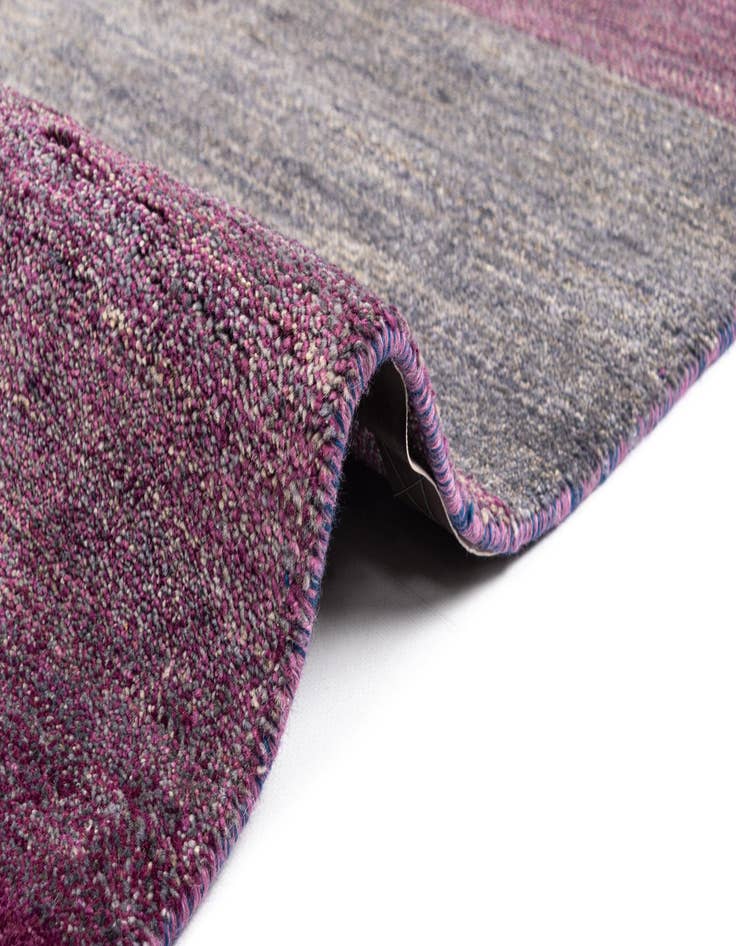 Detail image of  6' 4 x 9' 8 Tabiibaft Wool Rug