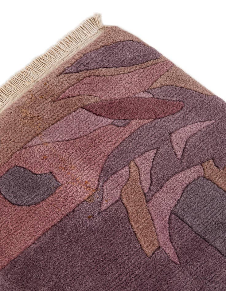 Detail image of  6' 6 x 9' 9  Hand Knotted Tibet Wool Rug