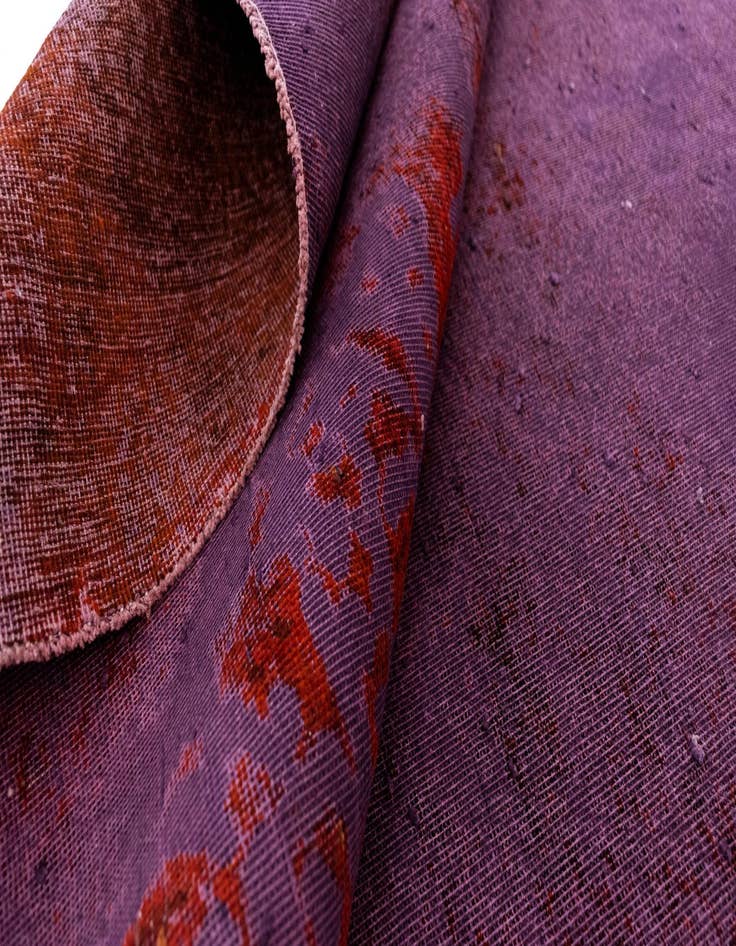 Detail image of  9' 11 x 13' 3 Vintage Royal Wool Rug