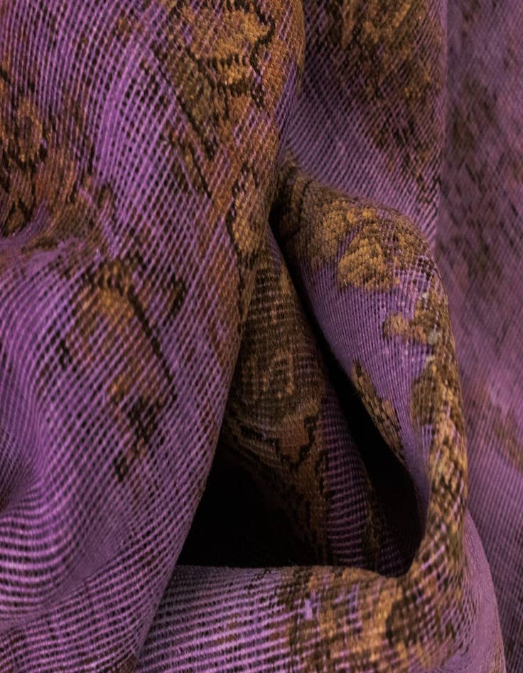 Detail image of  8' 1 x 11' 4 Vintage Royal Wool Rug