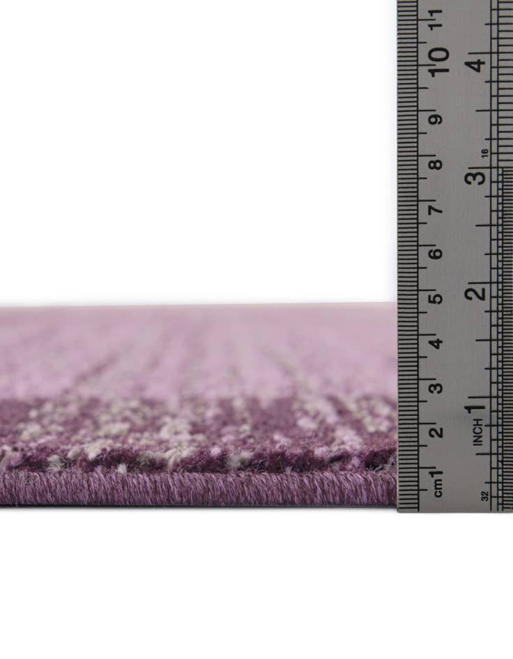 Detail image of  7' 10 x 7' 10 Angelica Round Rug