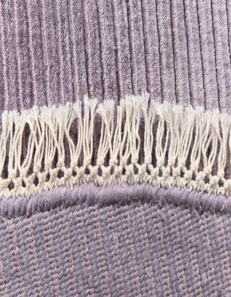 Detail image of  6' 5 x 6' 5  Hand Knotted Darya Wool Round Rug