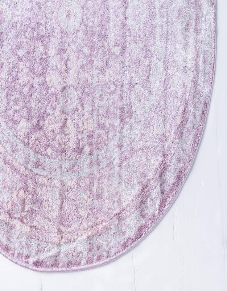 Detail image of  3' 3 x 3' 3 Estate Round Rug