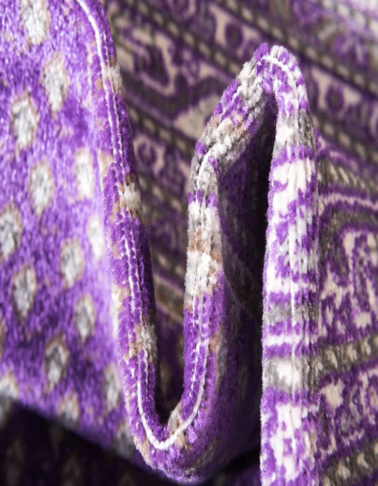 Detail image of  8' x 8' SoHo Round Rug