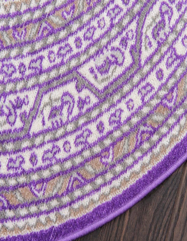 Detail image of  8' x 8' SoHo Round Rug
