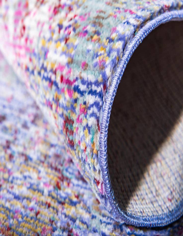 Detail image of  2' 7 x 9' 10 Alexis Runner Rug