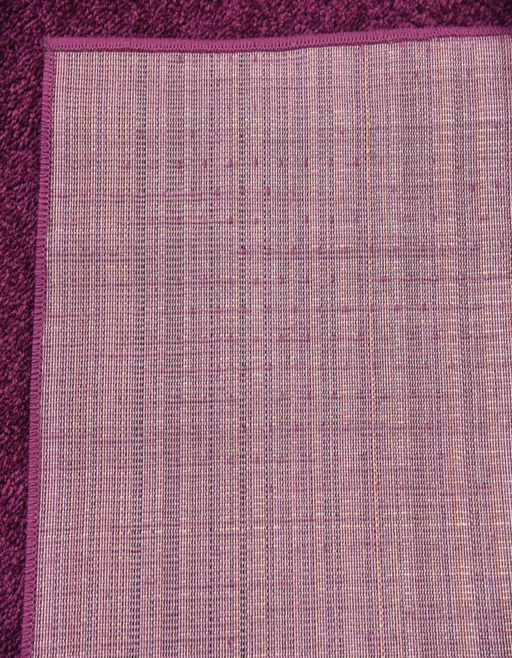Detail image of  2' 7 x 9' 10 Basic Runner Rug