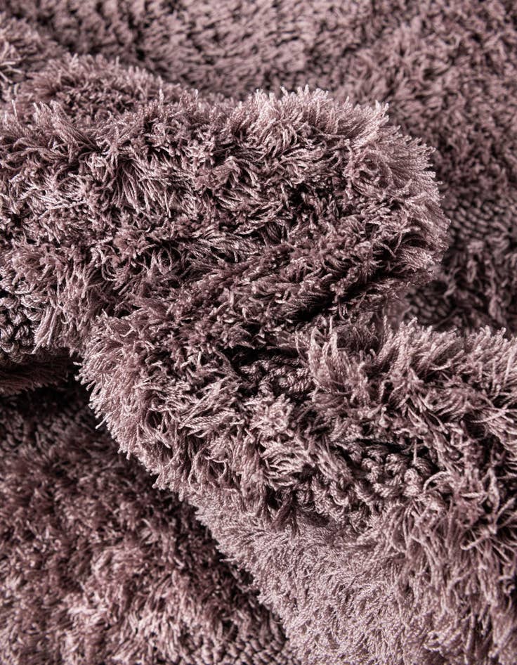 Detail image of  2' 7 x 10' Botanical Shag Runner Rug