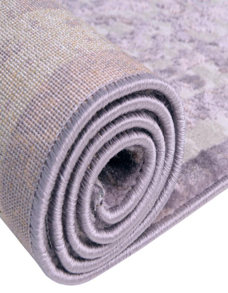 Detail image of 2' 7 x 8' 2 Derbyshire Runner Rug