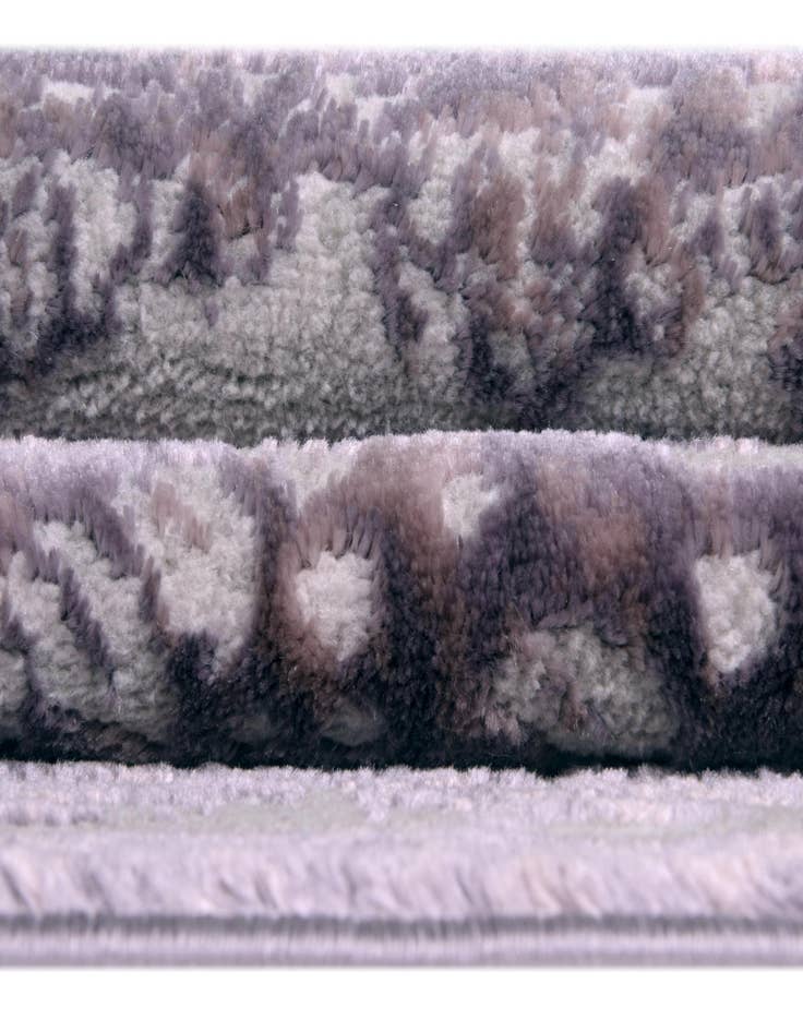 Detail image of 2' 7 x 8' 2 Derbyshire Runner Rug