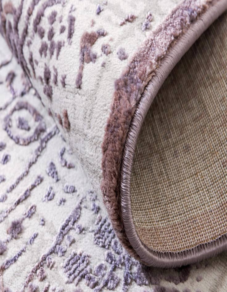 Detail image of  2' 7 x 6' Derbyshire Runner Rug