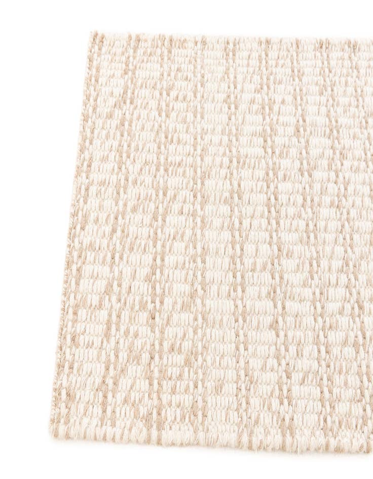 Detail image of  2' 1 x 3'  Hand Woven Seaside Pearl Jute Rug